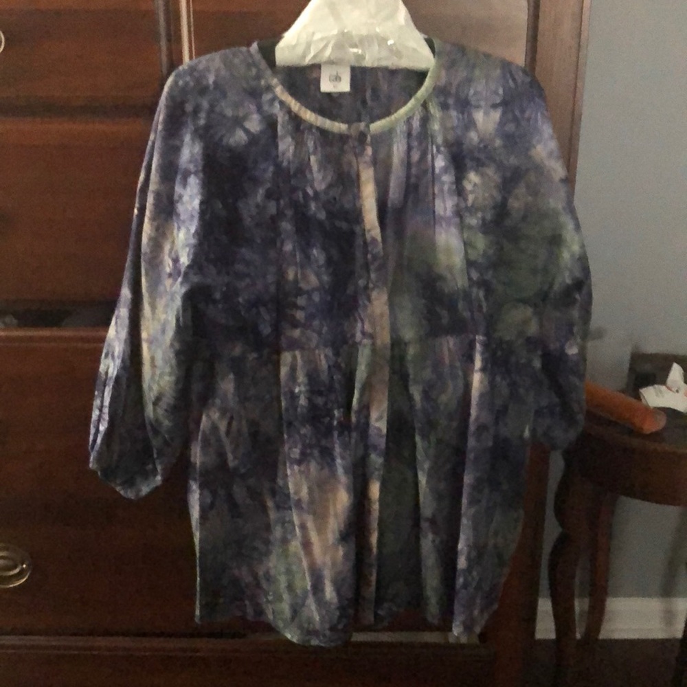 Cabi Woodstock Top brand new cute on